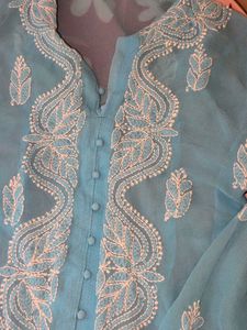 Elegant Blue Embroidered Kurta