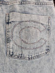 Trendy Wide-Leg Jeans