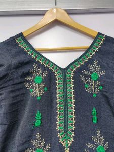 Embroidered long Kurta