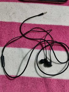BoAt Earphone