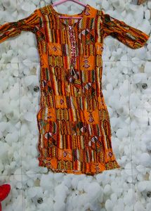 Beautiful Multi Colour Kurti M Size