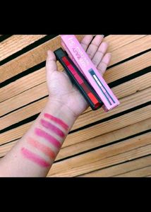 Huda Beauty 5 In 1 Lipstick New Unused Dupe