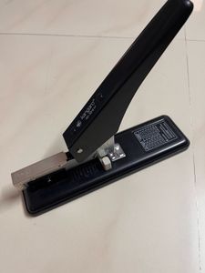 Heavy Duty Stapler