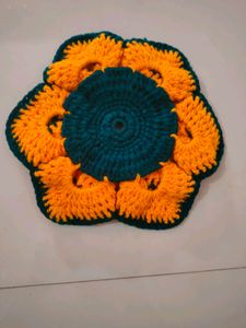 Woolen Flower Pot Table Mat