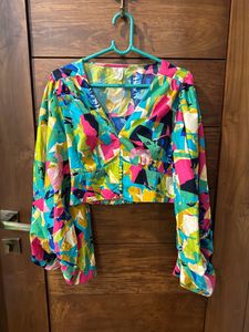 Colorful Ballon Sleev Crop Top