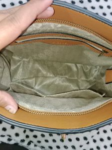 MICHAEL KORS Leather Handbag
