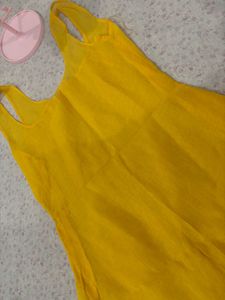 Yellow Embroidered Kurta With Free Matching Inner