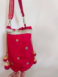 Red &amp; Gold Potli Pouch