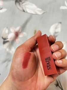 Staze Beauty Lipstick