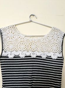 Sleeveless Half Net Top