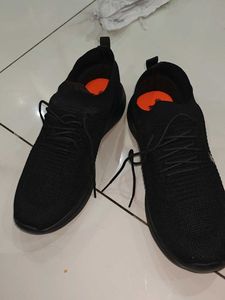 school shoe  | Black Running Shoes - Comf