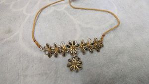 Golden Choker With Earrings