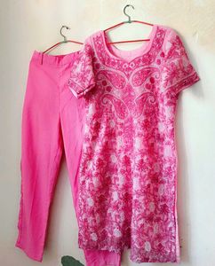 Very Beautiful chicken Kari Kurti With Pant