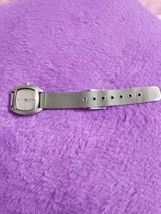 Fastrack Women&#39;s Watch-Fixed Price