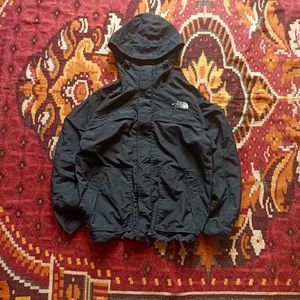 TNF Windcheater