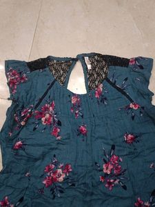 TRENDY TOP