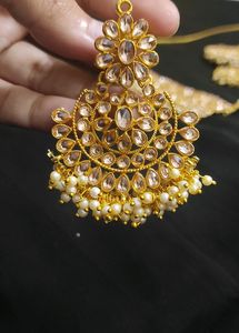 Set Of Golden Jewellery