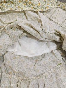 Floral Print cotton Skirt never worn