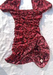 Brand New (Urbanic)Red Floral Gathered Sheath Dres
