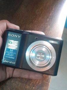 SONY DSC-S2100 CAMERA