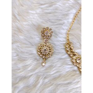 Subtle Diamond Necklace with Mang Tikka &amp; Earrings