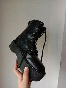 H&amp; M Platform Boots.