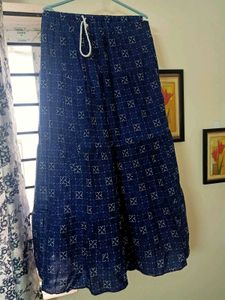 Women&#39;s Blue Flared Skirt