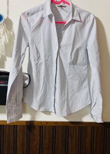 H&M Shirt Only For 200 Rs. Fixed