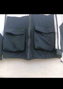 Branded Zipper Upper