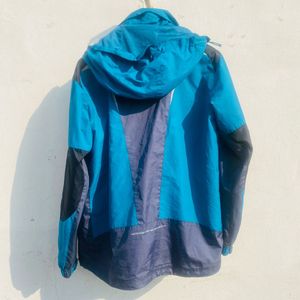 Stylish Blue Outdoor Jacket