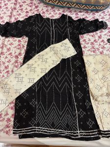 L size Printed Kurta Set