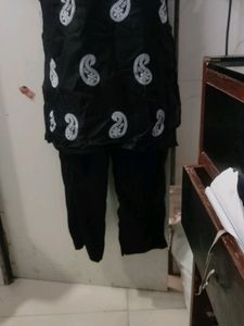 Chikenkari Cotton Kurti