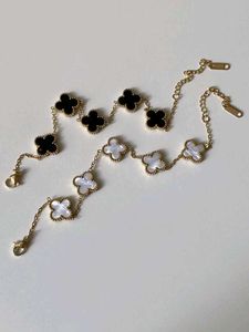 Gold Clover Bracelet