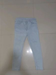 Light Wash High-Waisted Jeans