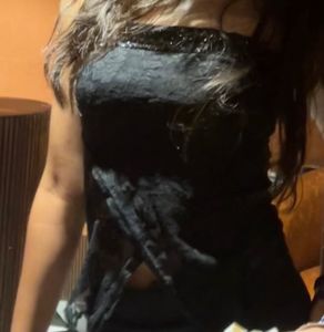 black lacy sequin tube top y2k