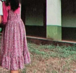 Trendy Mini Frocks 🖇️