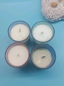 MINISO SET OF 4 CANDLES