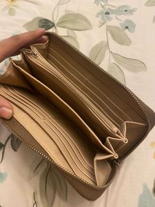 Guess Signature Wallet