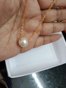 Single Pearl Gold Chain