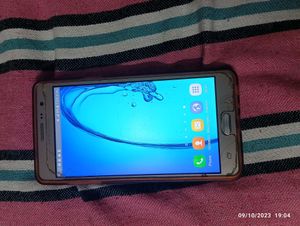Samsung Galaxy On 7 Pro Gold