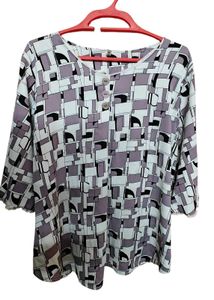 Patterned 3/4 Sleeve Top