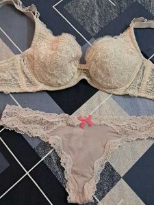 combo Of Four Bra N Panty In Victoria secret