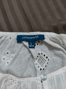 COTTONWORLD Broderie Anglaise Lenin Top.