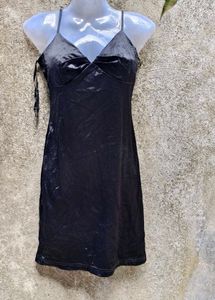N. SEXY BLACK SHINNY BODYCON