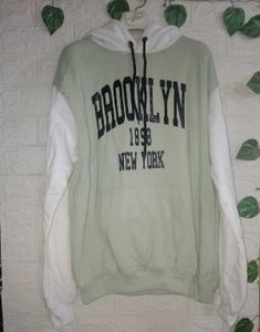 Brooklyn Graphic Hoodie