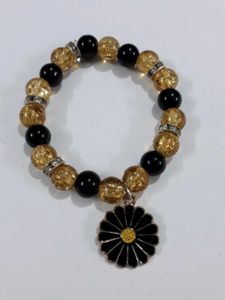 Daisy charm bracelets- BRAND NEW