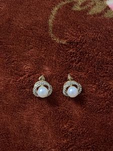 Stone With Pearl Earrings