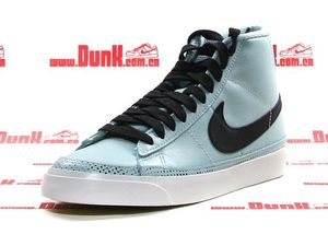 Nike Sneakers For Boys And Girls