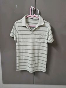 T Shirt With Collar