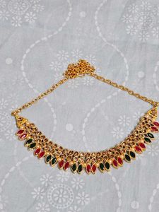 Yellow Floral Beaked Choker Necklace Set